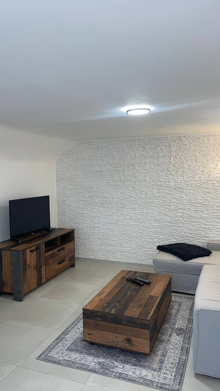Schöne Souterrain Wohnung - Dieburg