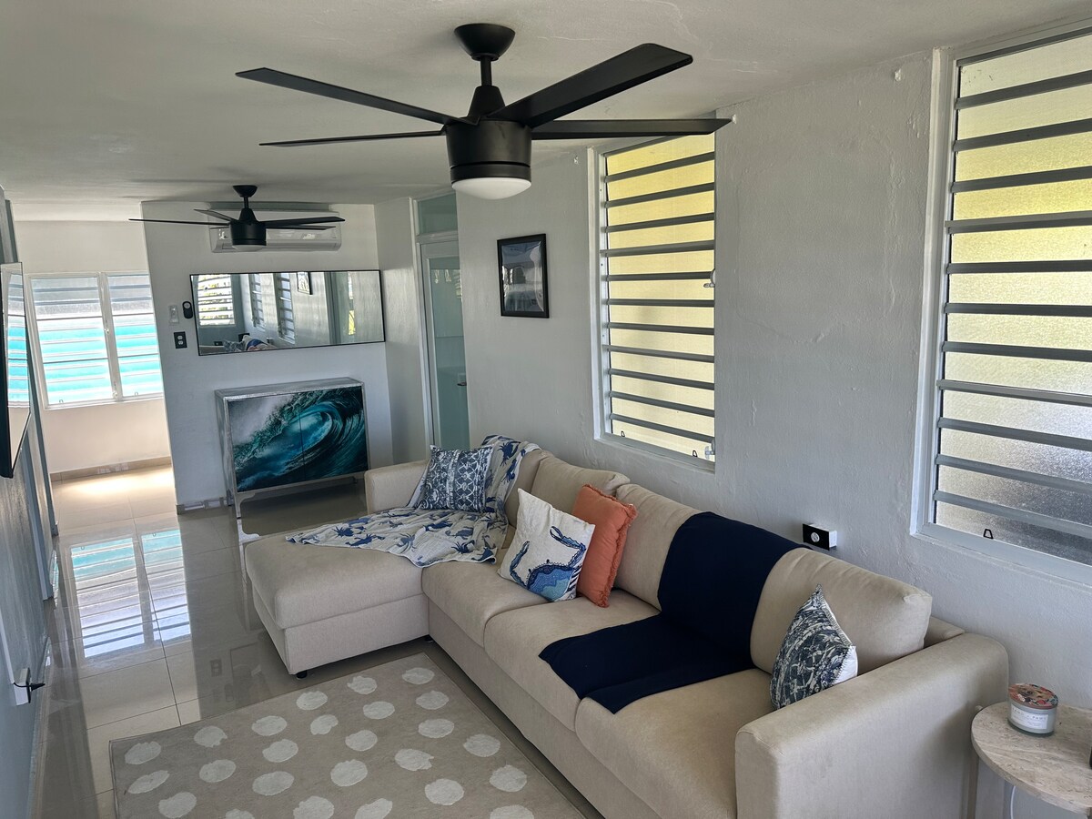 Popular Airbnb listing: Oceanfront @ Indian Cave in Arecibo