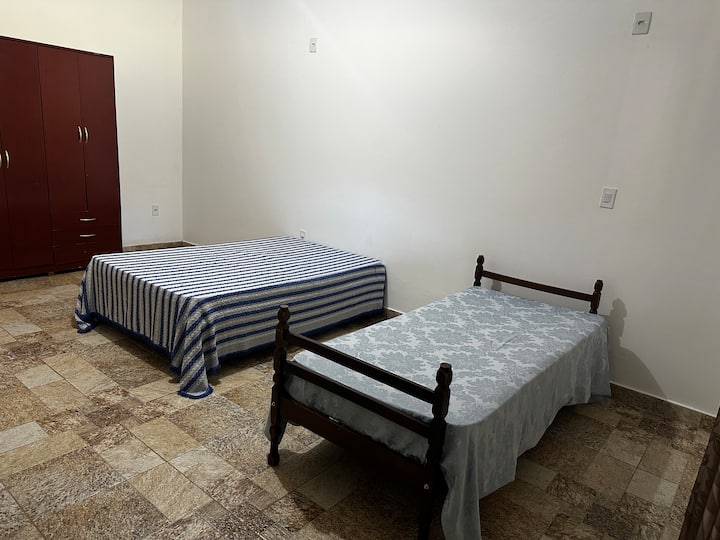 غرفة النوم 1