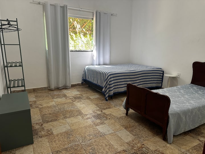 غرفة النوم 2