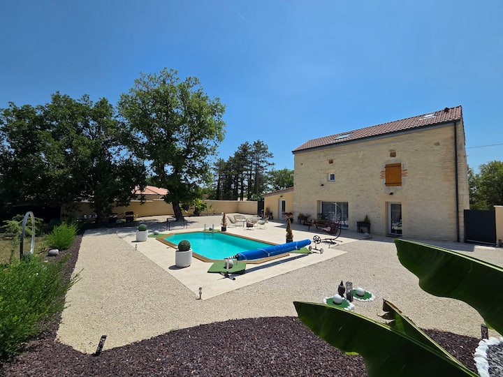 Jolie Maison Quercynoise En Pierre - Cahors