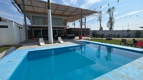 Nice family house with a pool