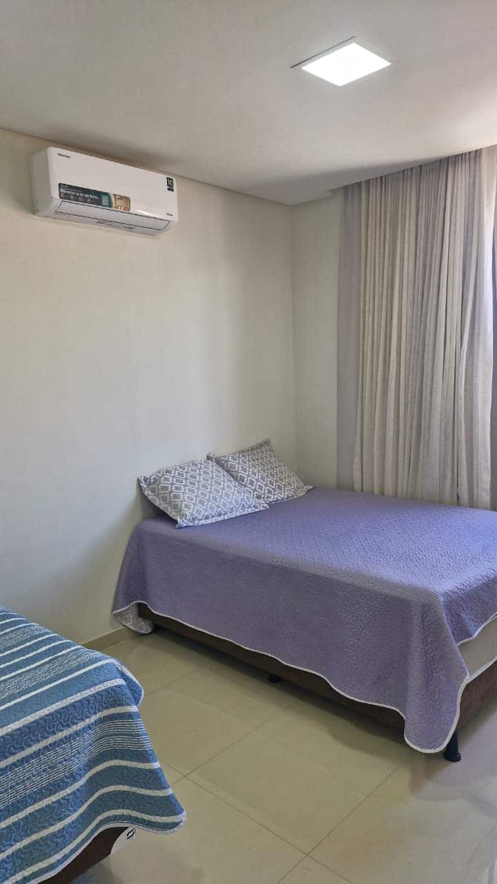 الجناح 2 - سريران مزدوجان ومكيف هواء وحمام خاص.