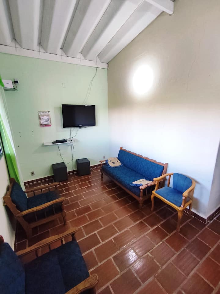 Casa Em Ilha Comprida Com Estacionamento. - Ilha Comprida
