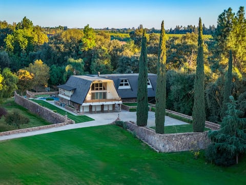 13-Acre Estate | Heated Pool, Games, Sleeps 20+