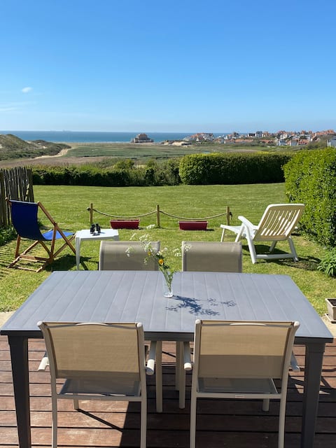 Successful Airbnb property: House facing the sea in Ambleteuse