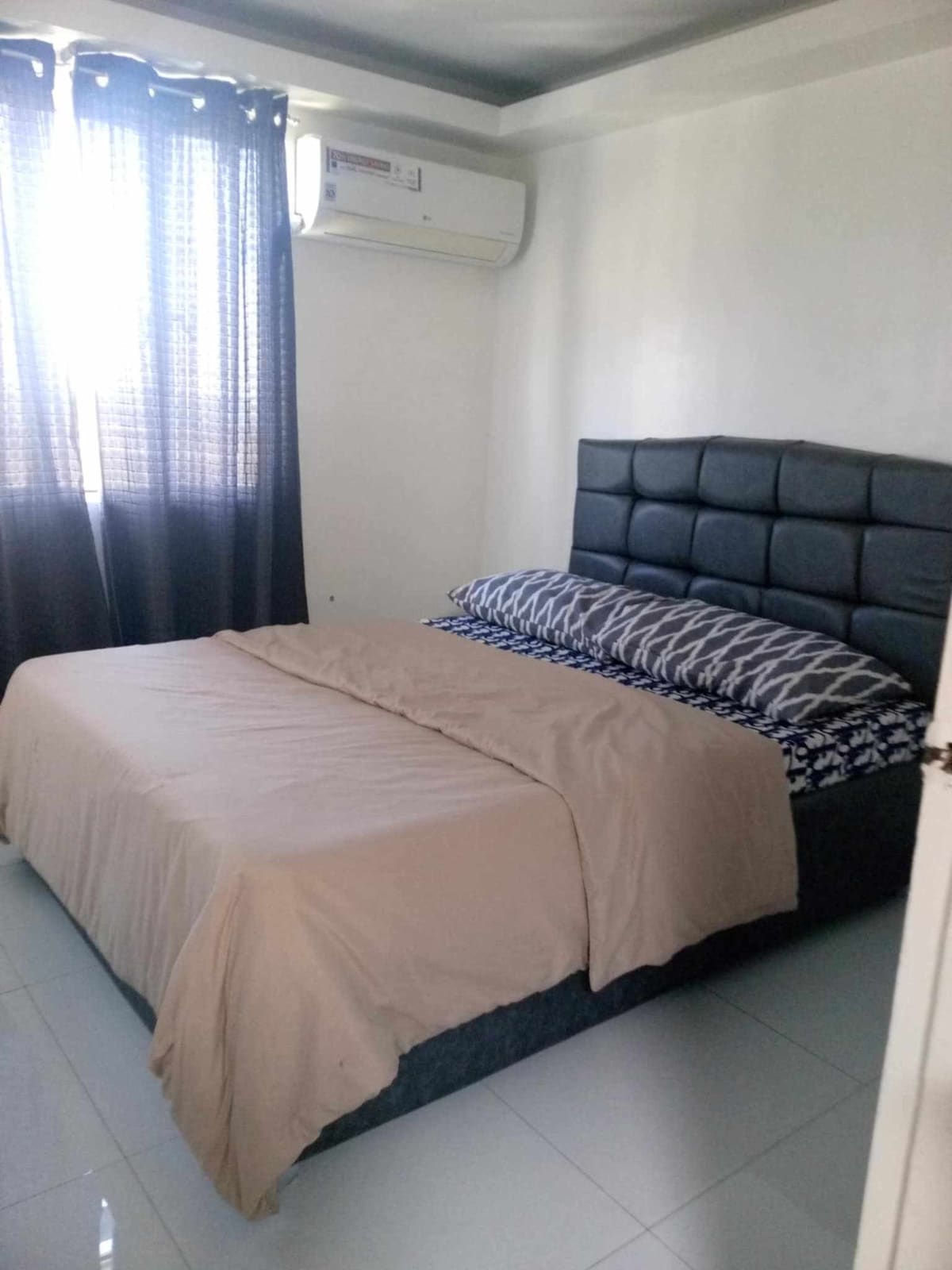 غرفة النوم 1