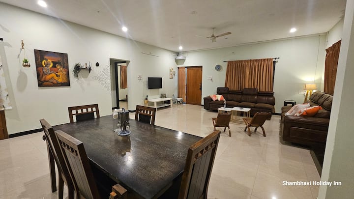 Shi's 3bhk Ac Villa Ganga Hospital/ooty Road Cbe - Coimbatore