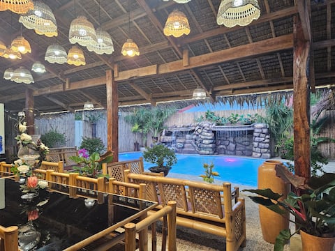 Private Waterfalls Garden House.Free Housekeeping.