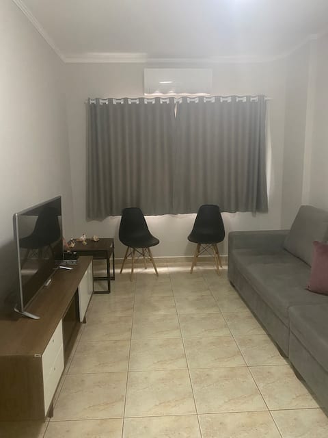 Top Airbnb: Apartment 50 meters from the beach. em Praia Grande