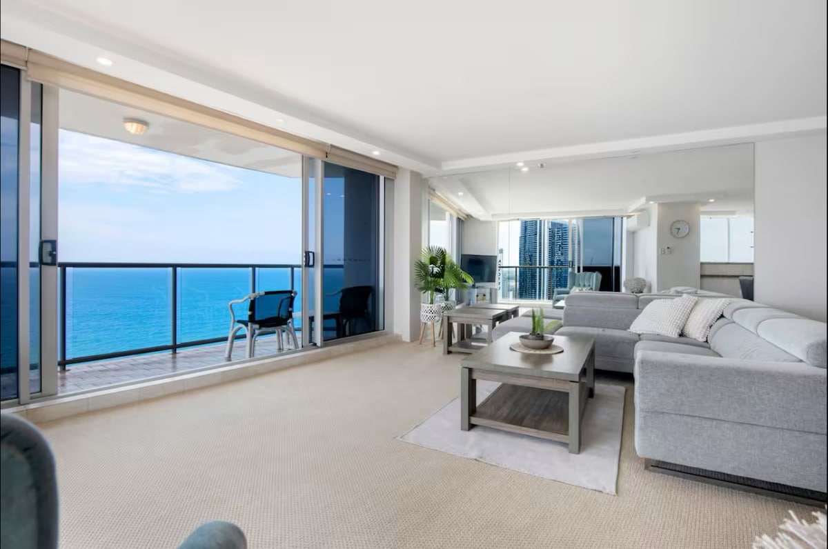 Propiedad de Airbnb exitosa: Oceanfront Lv33 Peninsula en Surfers Paradise