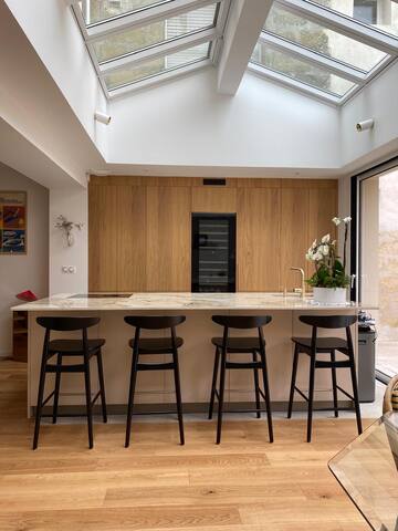 Maison neuve en ville avec piscine ! gallery image 3