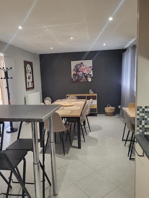 Ground floor apartment with parking