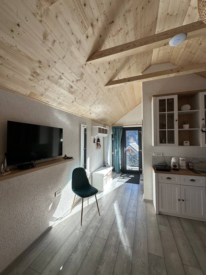 Apartament - Casa Din Vale - Secu