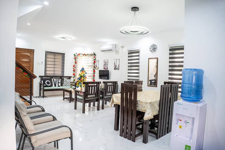 Feliciano’s Home, Jpn’s Gdn & Pool Nr Laiya Beach - Laiya