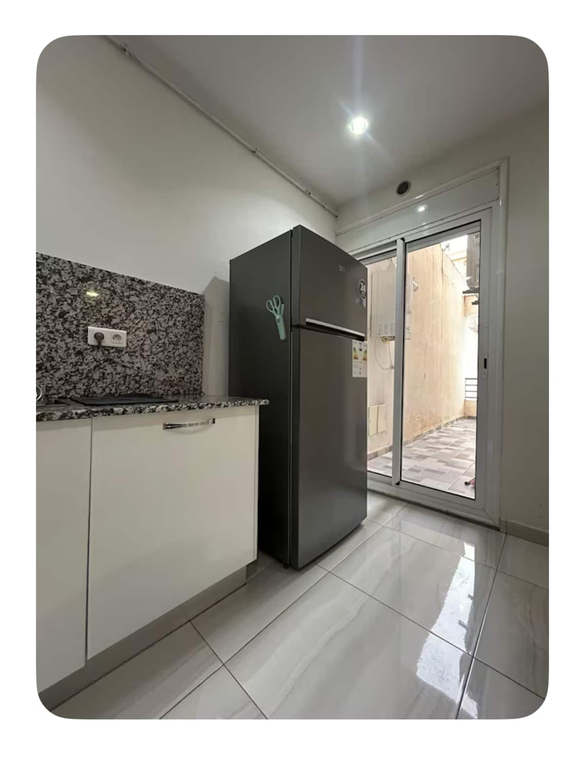 Appartement 3 chambres — haut de gamme, vue piscine — Cuisine