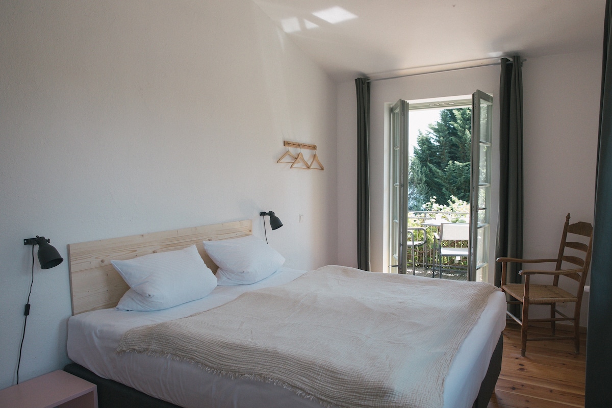 חדר שינה נעים ללילות רגועים בסביבה שקטה