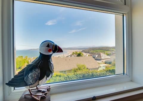 Top Airbnb: Margy’s View in Benllech 'B', Llanbedrgoch, Benllech 'A', Brynteg