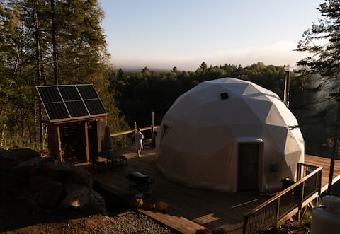 Luxury Dome with Private Spa & Mountain Views