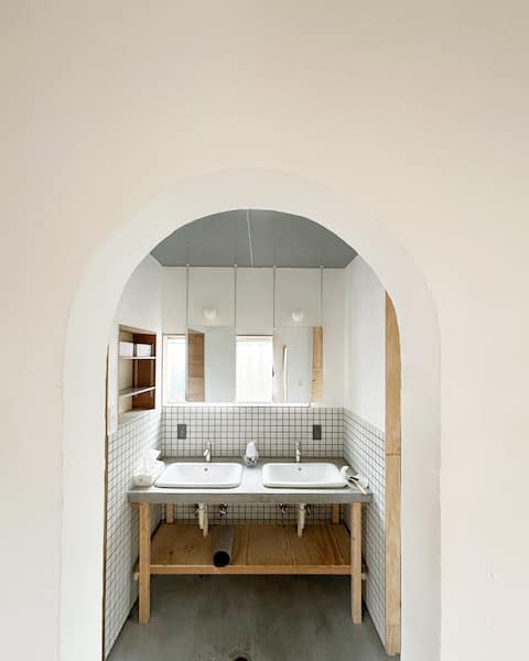Open in 2025!
2 min walk to the beach! A private guest house in a hot spring town
Renovated retro va