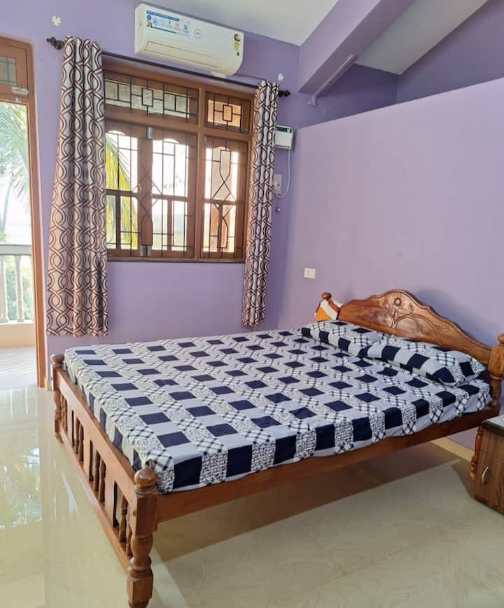 Bedroom 3 image 1