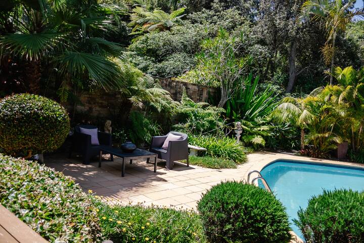 Collaroy Luxe Pool House gallery image 4