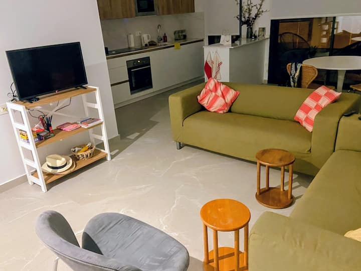 3-bed Apartment, Pool And Parking, Close To Beach - Torrevieja