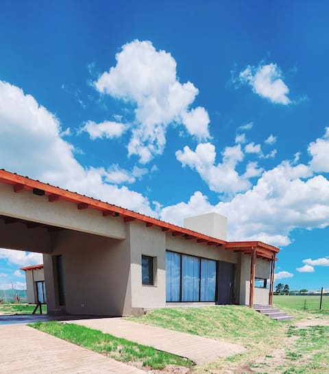 Rent House in Cordoba Country Puerto del Aguila