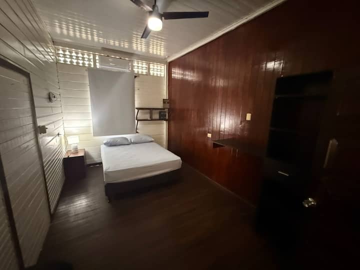 საძინებელი 2