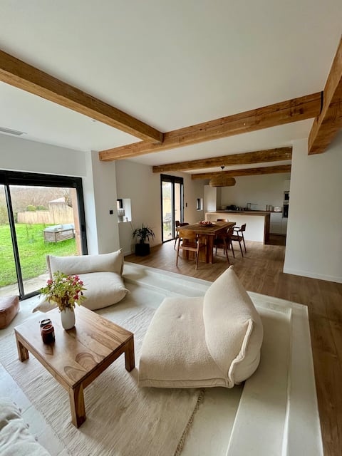 Popular Airbnb listing: Charming Toulouse house / shooting possible in Haute Garonne