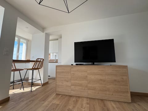 Top Airbnb: Mountain and sea view, sleeps 4 à Argelès Sur Mer