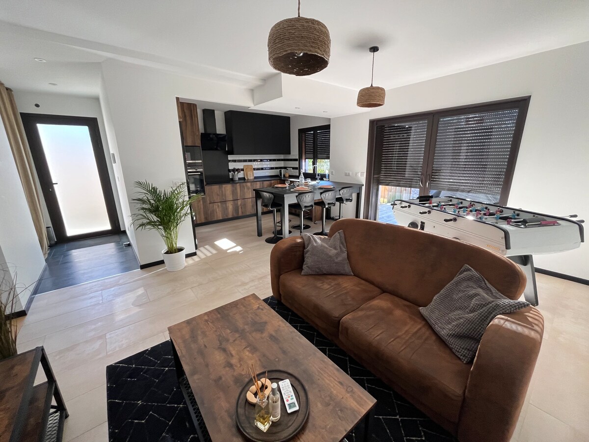 Top Airbnb: Pleasant wooden house in the Bassin. à Gujan Mestras