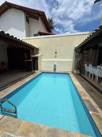 Casa próx a praia no RJ