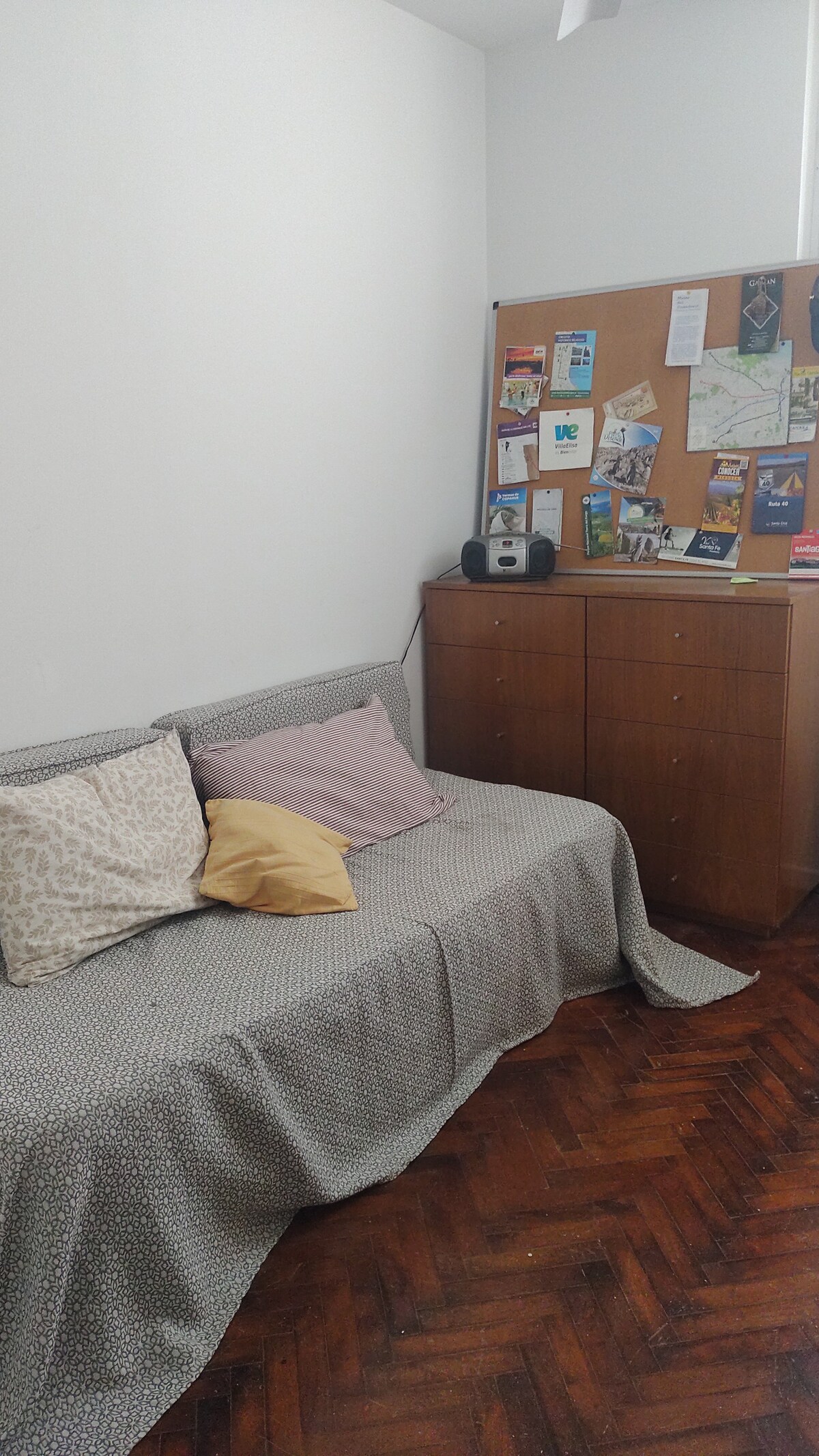 Habitación con baño cerca de Av. Corrientes en Almagro