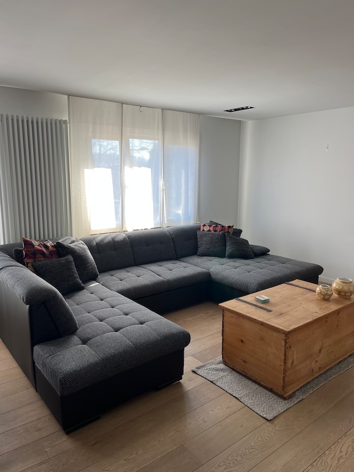 Spacious, centrally located duplex