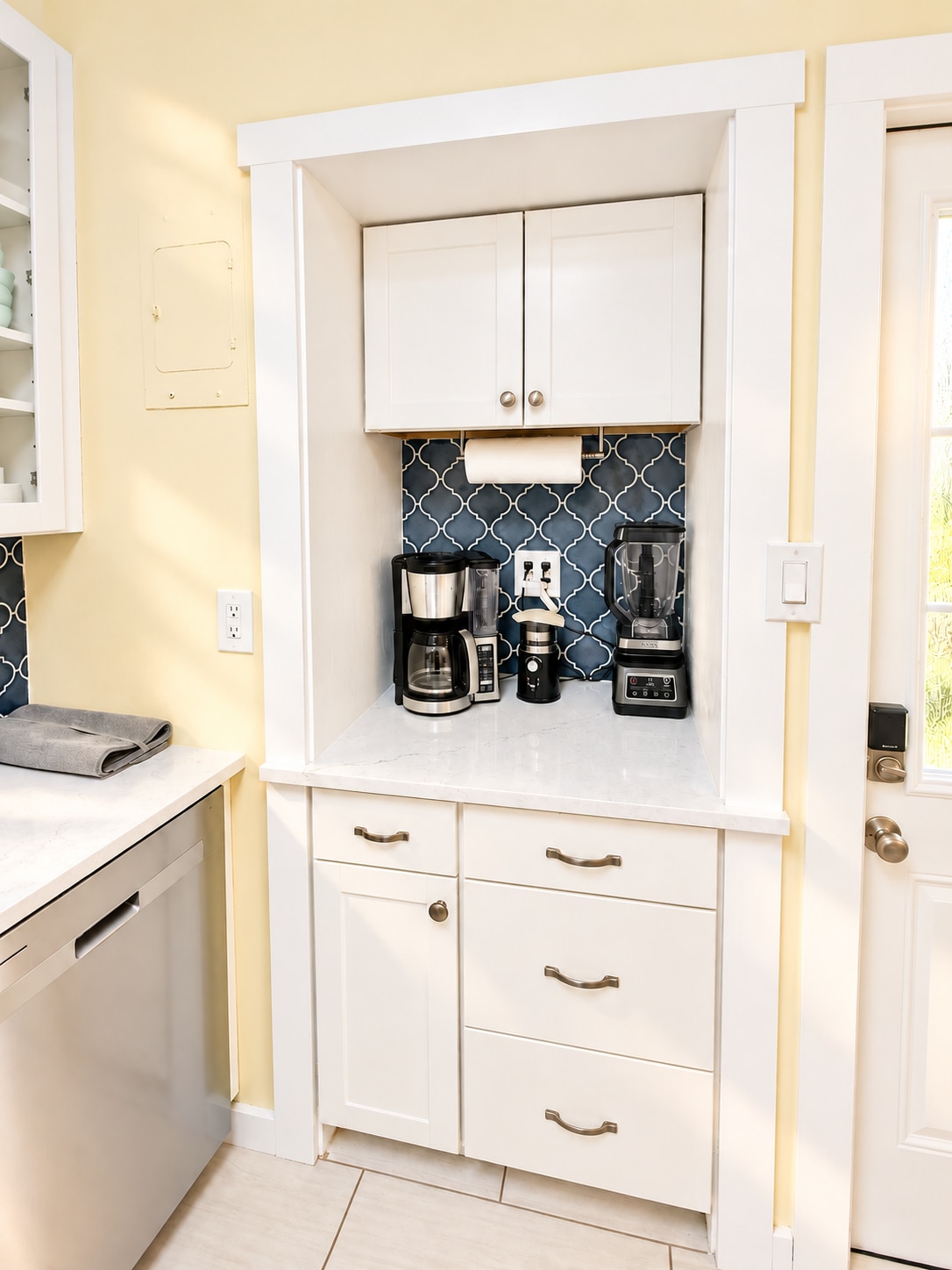 Full kitchen image 3