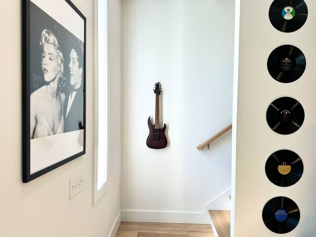 Casa De Rodeo! North Nashville! gallery image 5