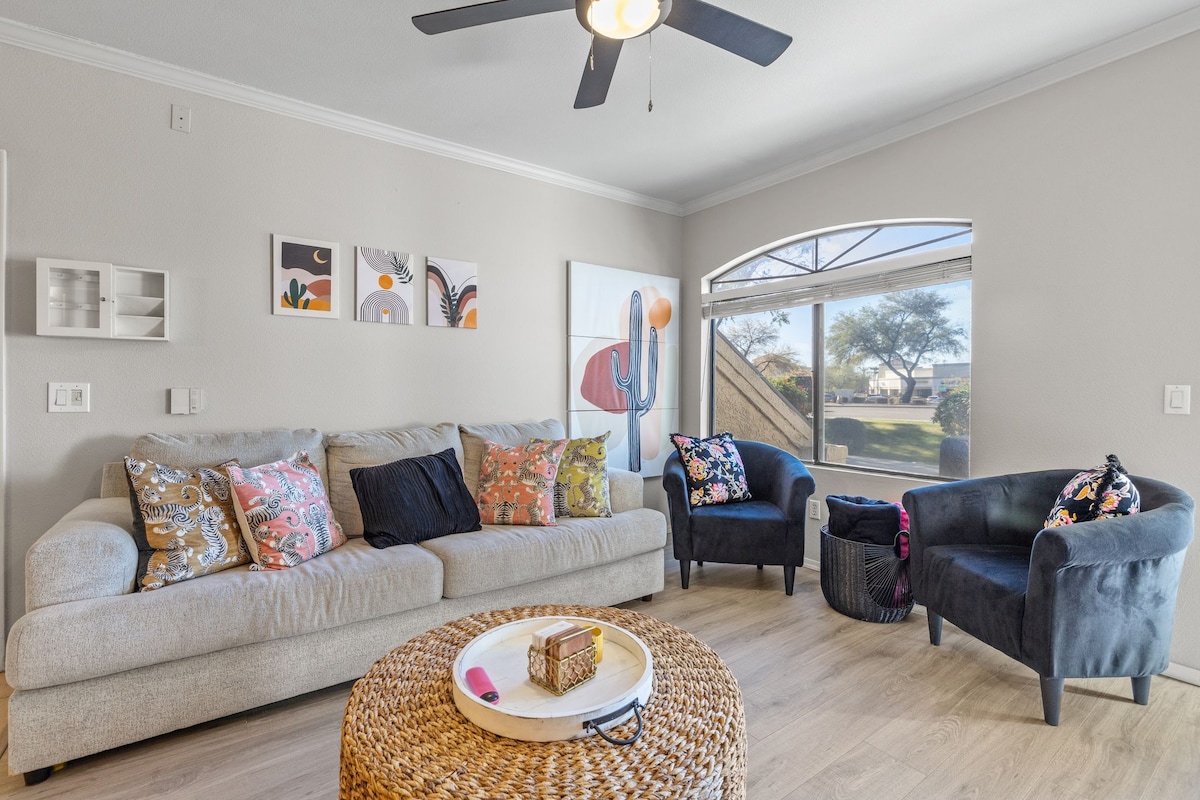 Picture of Kid Friendly Condo w/ Pool, Hot Tub and Gym - Condominiums for Rent in ...