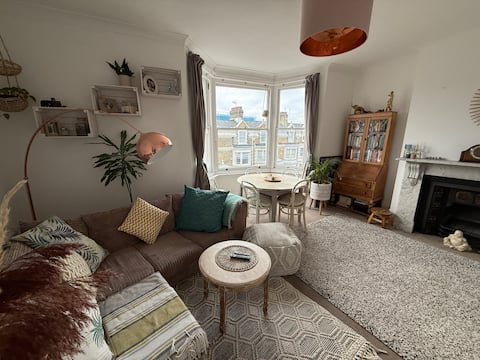 Characterful, cosy and central.
