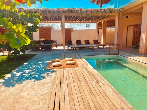Luxury Villa Near the Beach • Up to 21 Guest