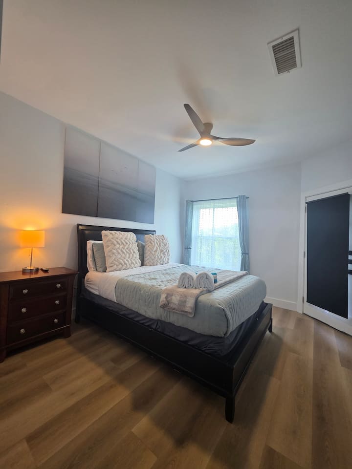 غرفة النوم 1