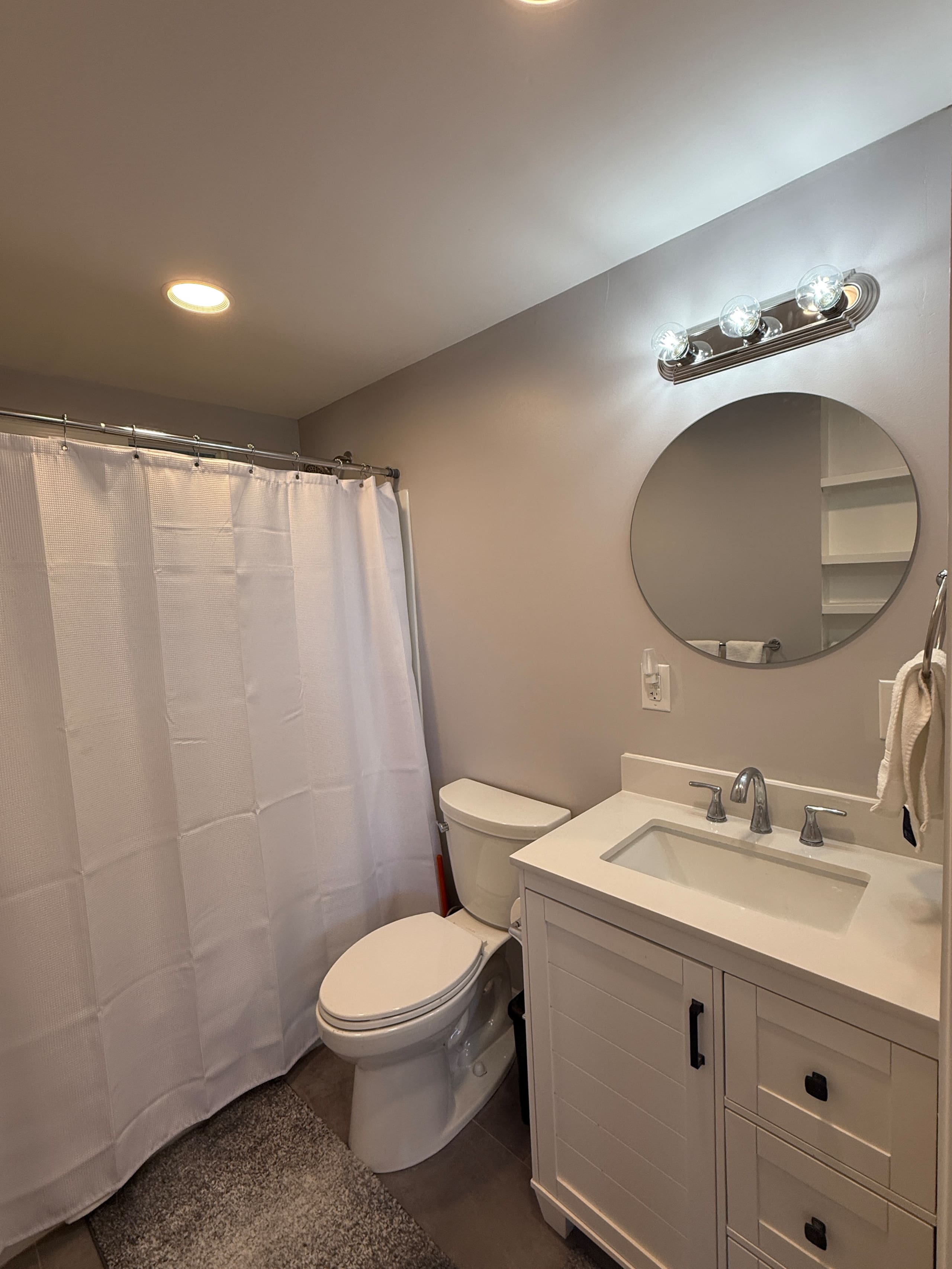 Guesthouse in Kailua-Kona · ★4.83 · Studio · 1 bed · 1 private bath - Image 6