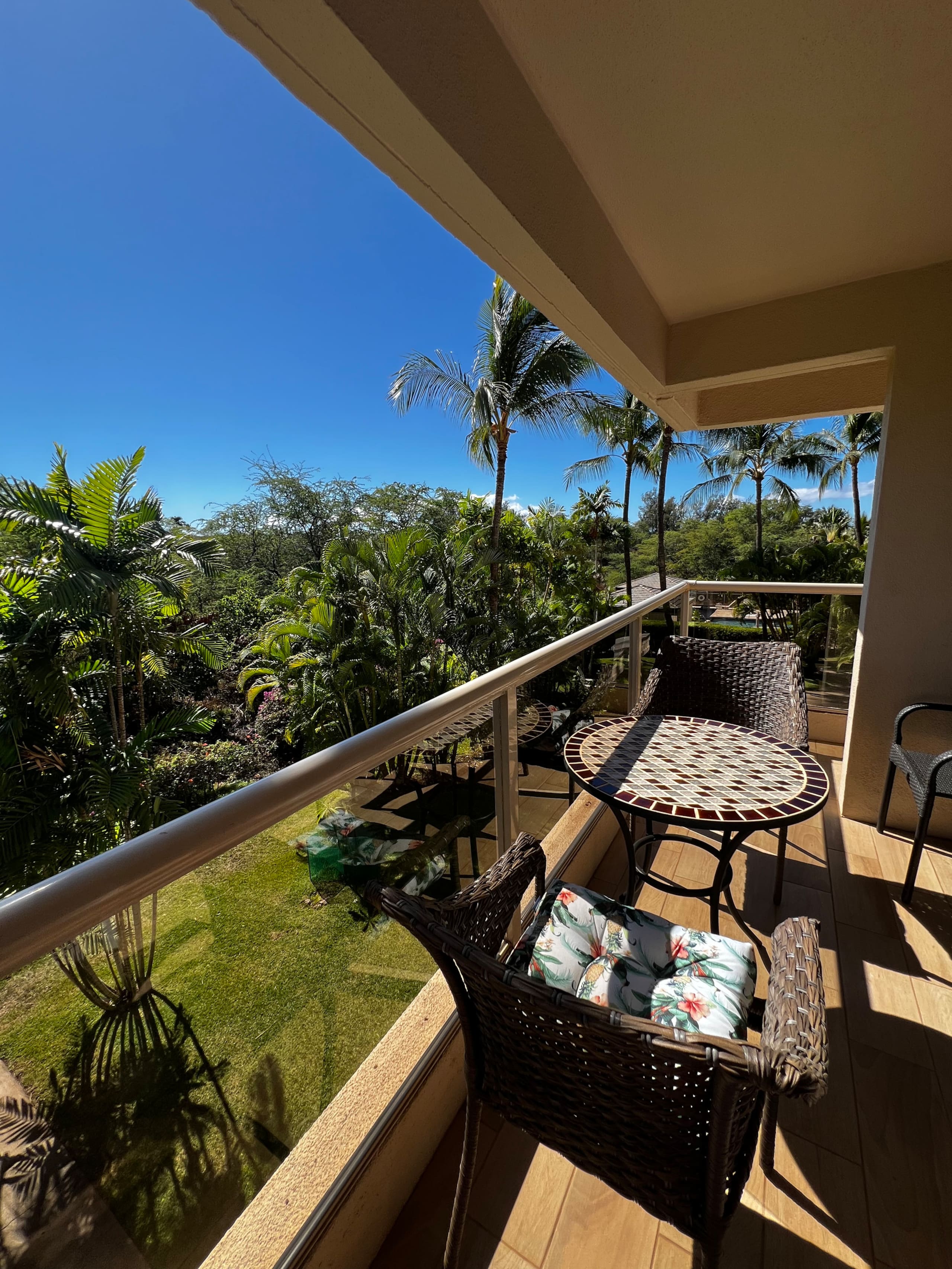 Condo in Kihei · ★4.94 · 1 bedroom · 1 bed · 2 baths - Image 14
