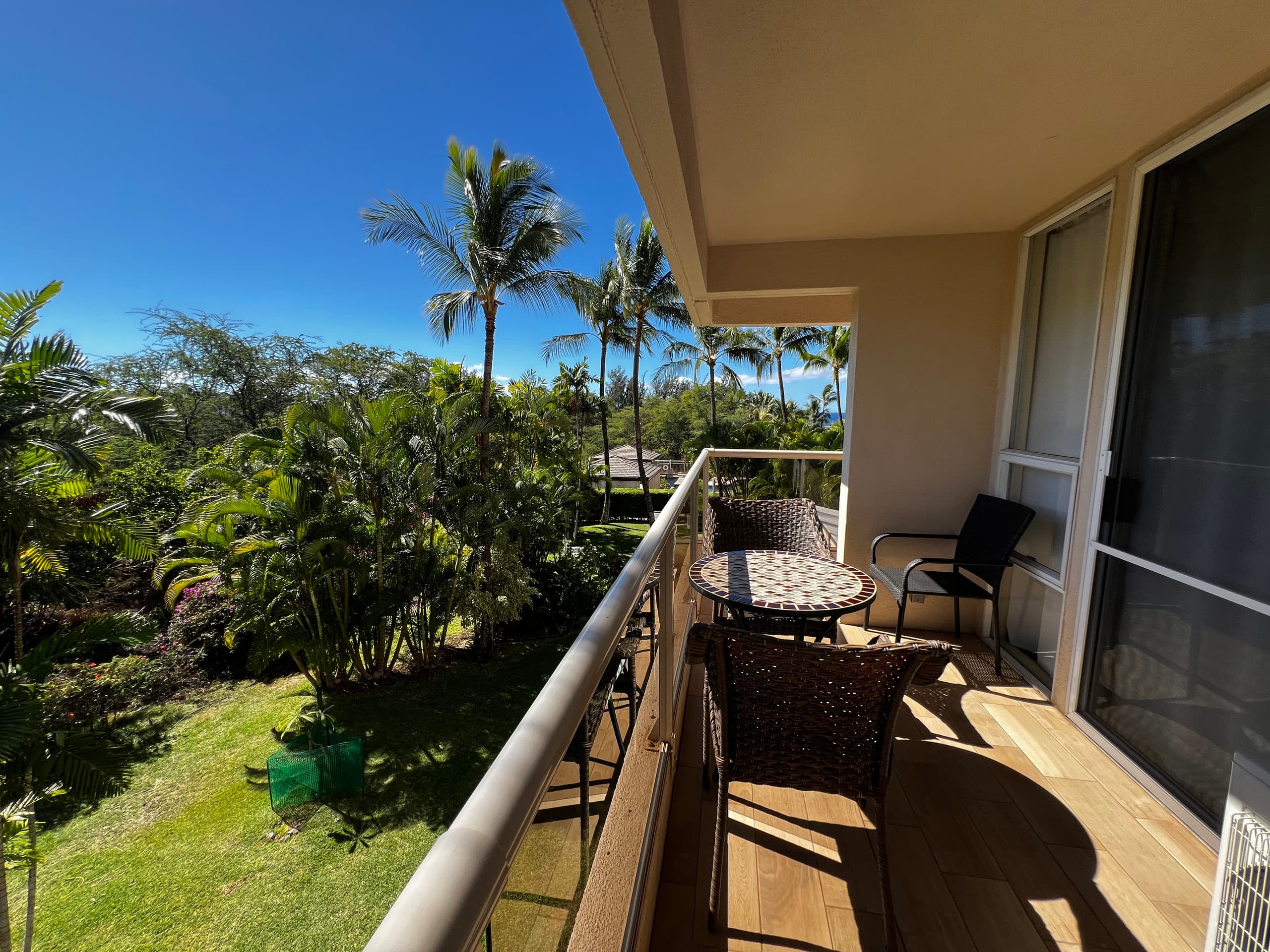 Condo in Kihei · ★4.94 · 1 bedroom · 1 bed · 2 baths - Image 11