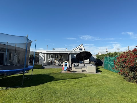 Friends & Family Fun Times at Foxton Beach