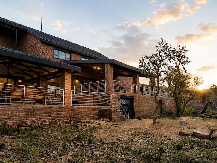@Mabalingwe Rafiki 'S Place 2.0 - Prm150 - Bela-Bela