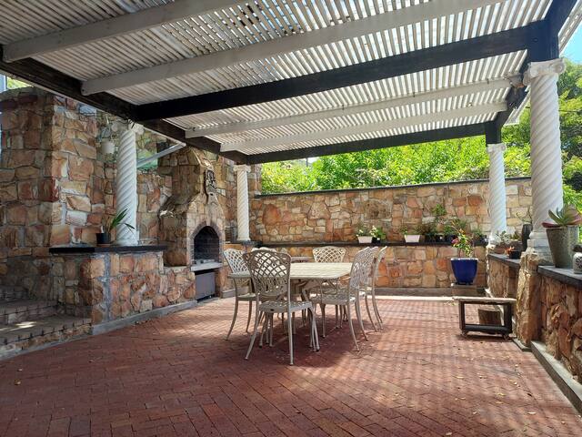 Penrose House | Ocean Views gallery image 4