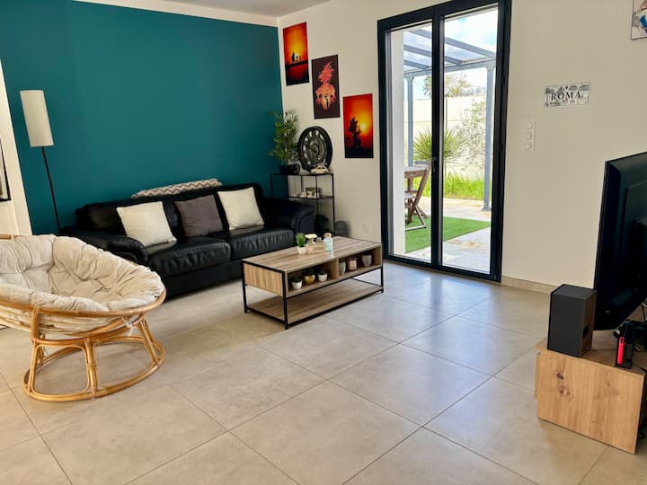 Maison Contemporaine Avec Piscine Et Jacuzzi. - Dax