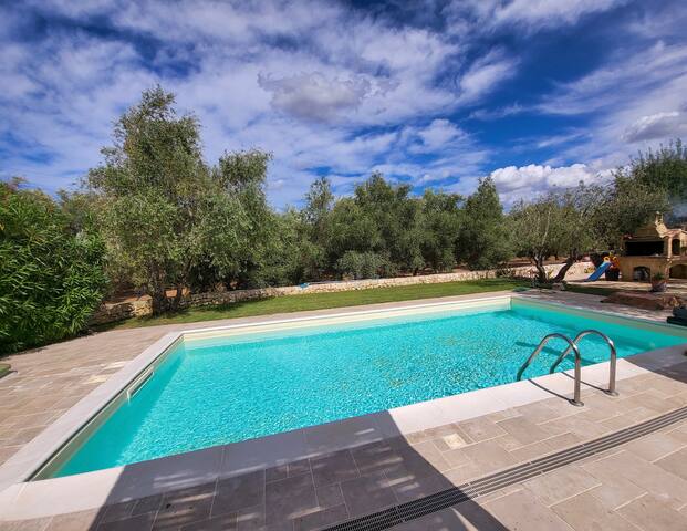 Villa with Pool, Star-link, Experience Concierge gallery image 3