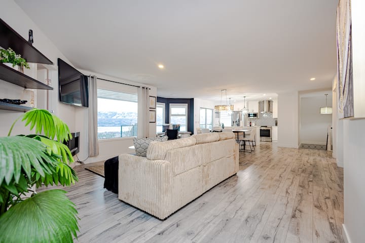 Sunset | 5 Bedroom House | Hot Tub | Views - West Kelowna